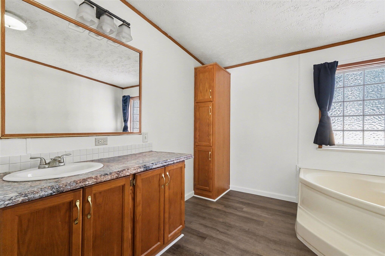 17790 Monroe Road, Morley, MI, 49336-9502