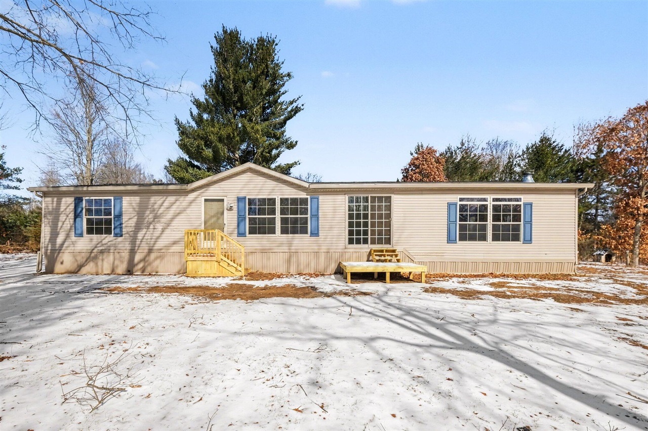 17790 Monroe Road, Morley, MI, 49336-9502