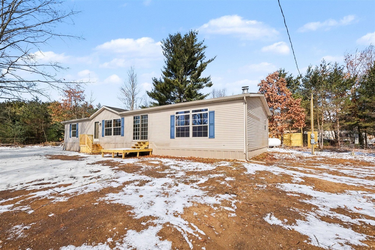 17790 Monroe Road, Morley, MI, 49336-9502