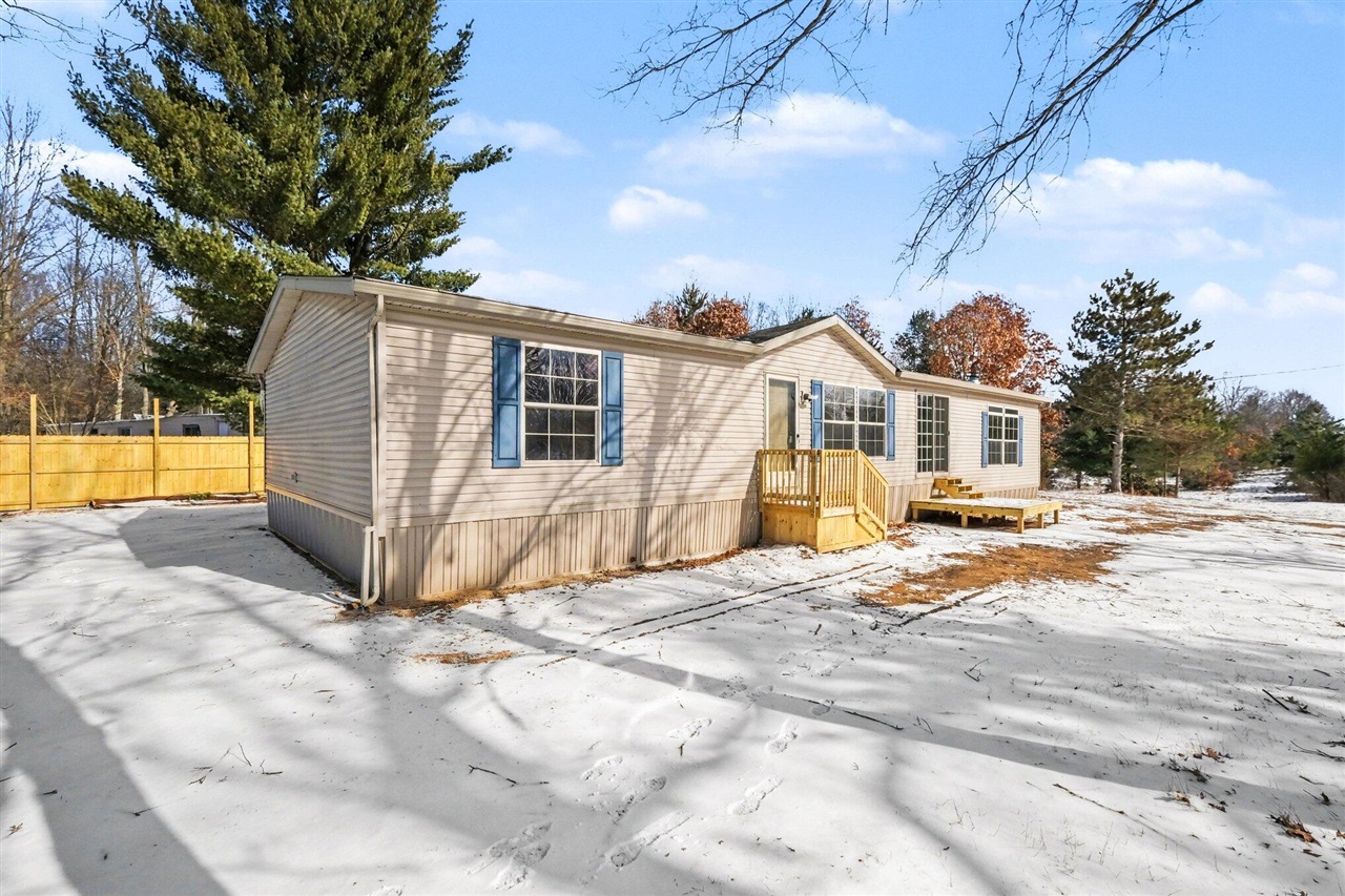 17790 Monroe Road, Morley, MI, 49336-9502