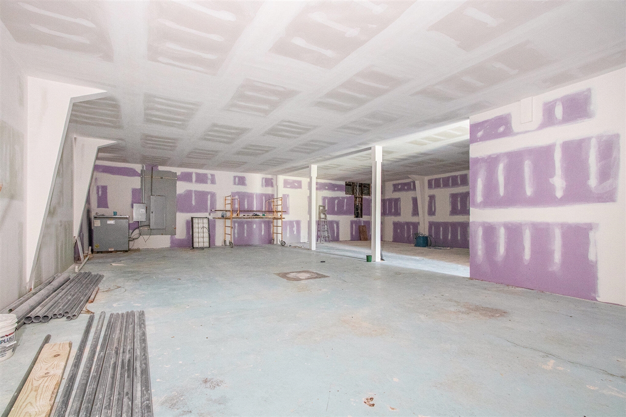 402 S Oak Street, Buchanan, MI, 49107-1557