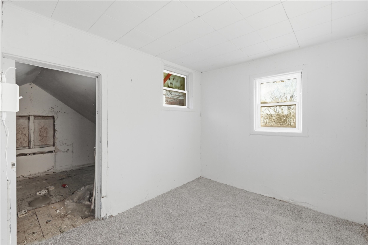 914 Fulton Street, Grand Rapids, MI, 49504-6215