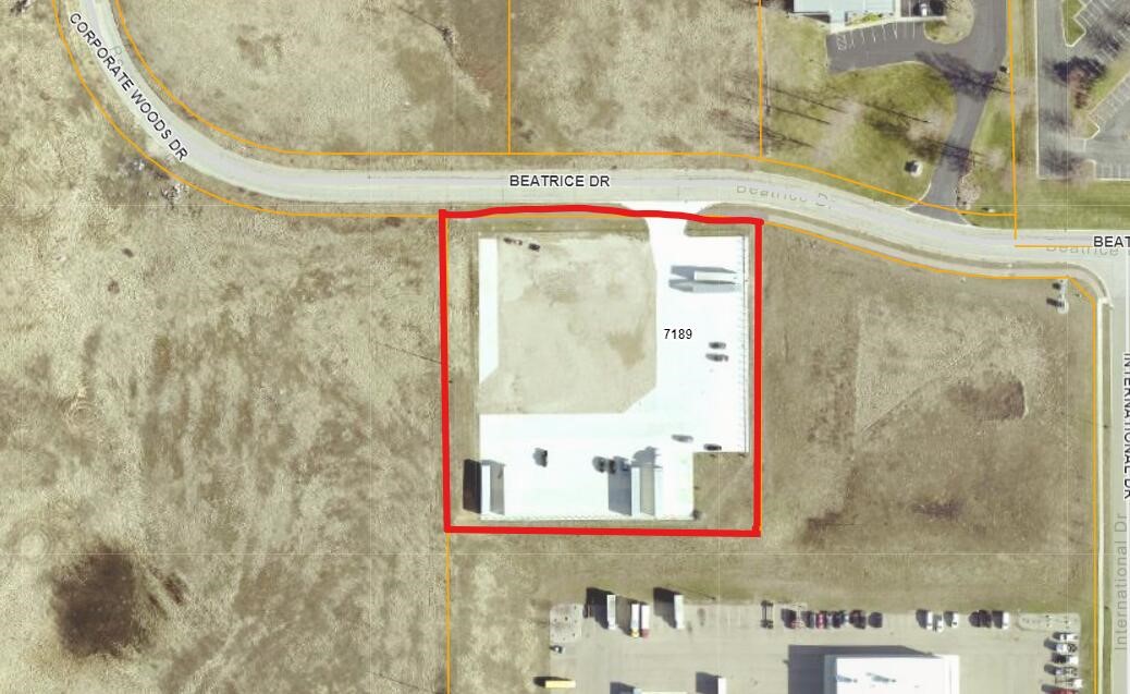 7189 Beatrice Drive photo 3