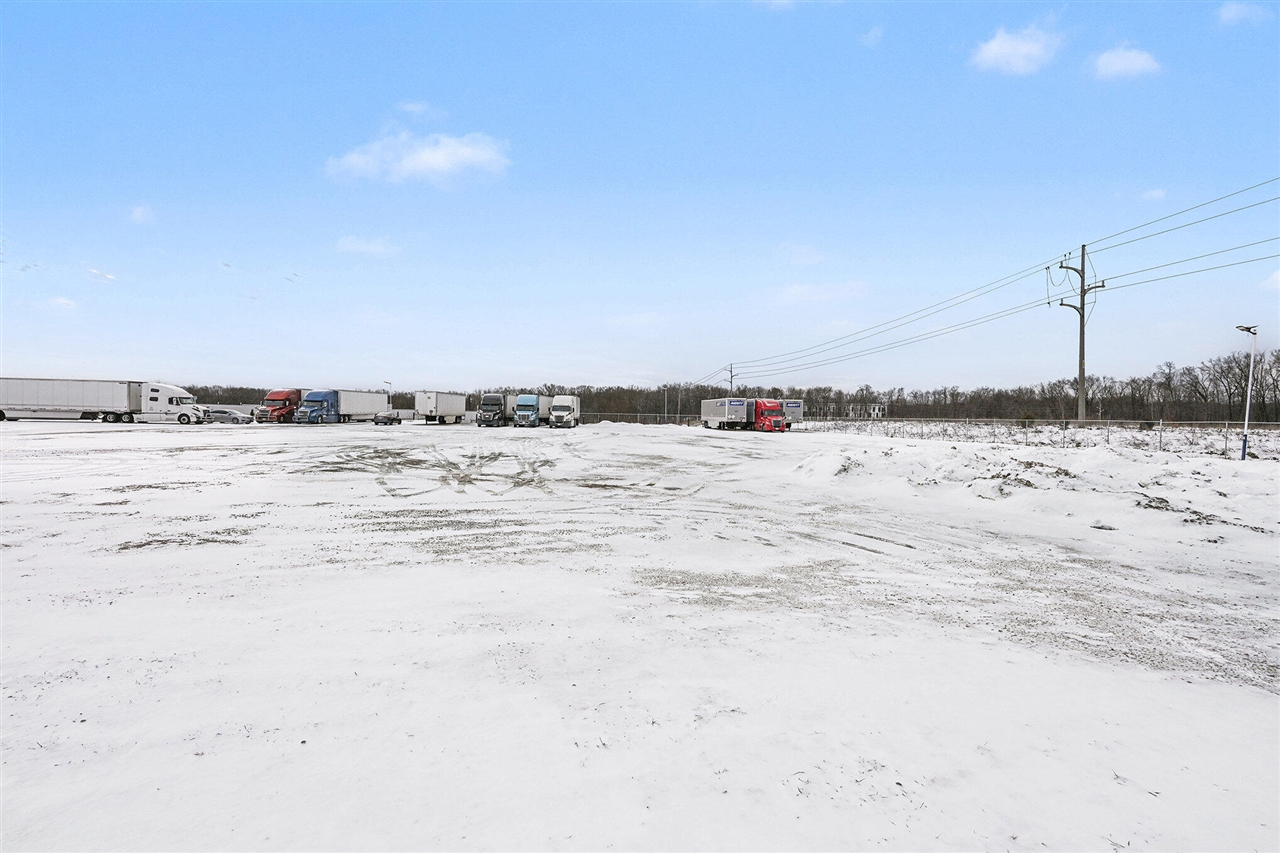 7189 Beatrice Drive photo 25