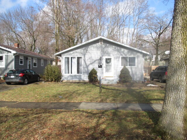 865 Carrier Creek Boulevard, Grand Rapids, MI, 49503-1250