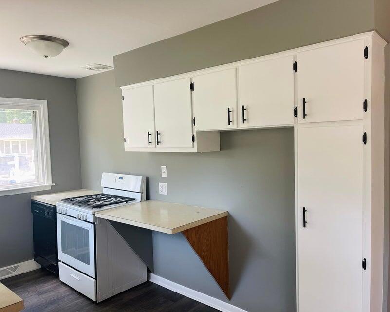 865 Carrier Creek Boulevard, Grand Rapids, MI, 49503-1250