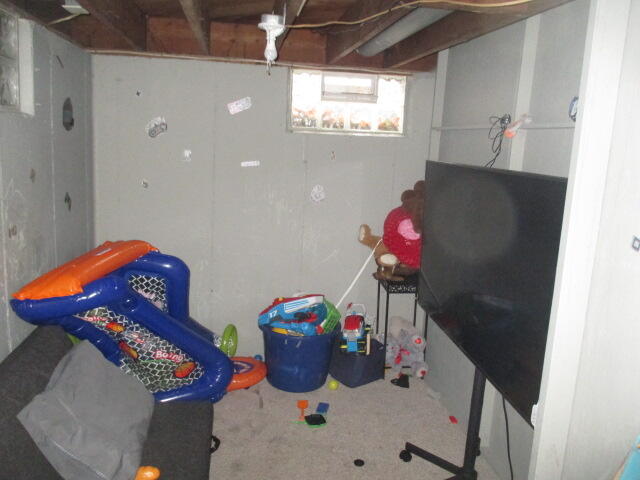 865 Carrier Creek Boulevard, Grand Rapids, MI, 49503-1250