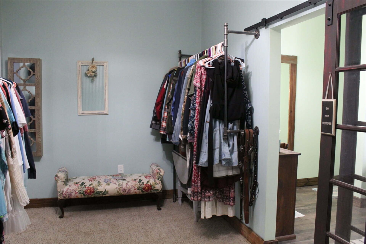 6635 E Chicago Road, Jonesville, MI, 49250-9752