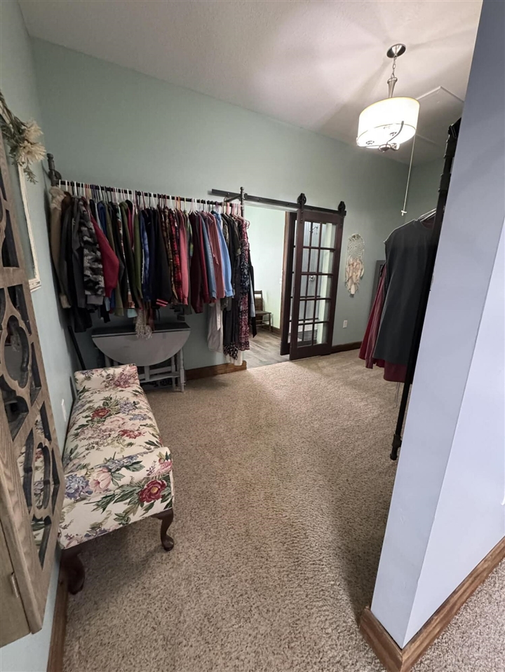 6635 E Chicago Road, Jonesville, MI, 49250-9752