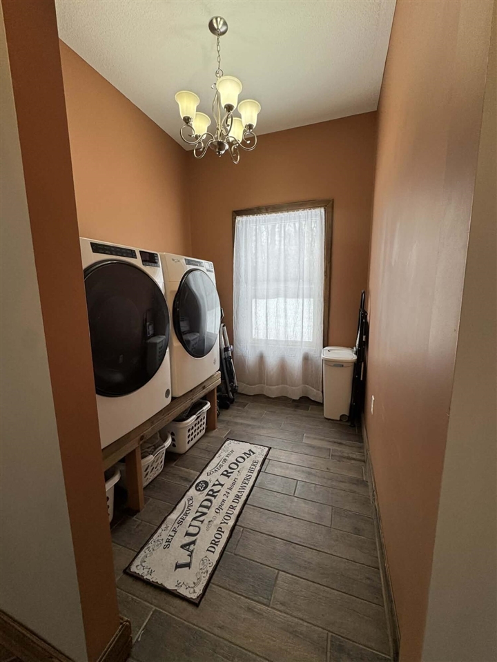 6635 E Chicago Road, Jonesville, MI, 49250-9752