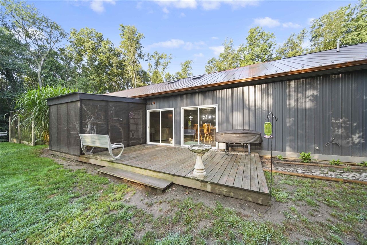 6635 E Chicago Road, Jonesville, MI, 49250-9752