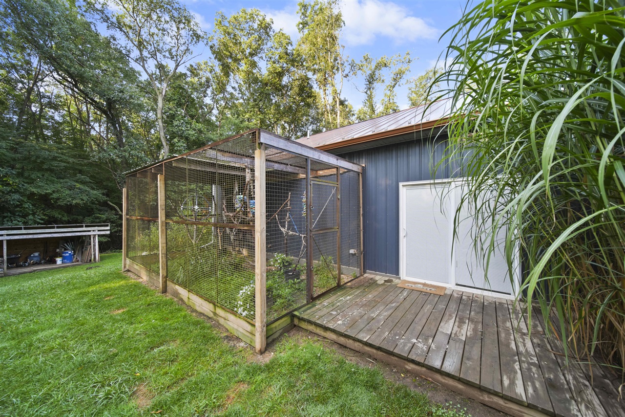 6635 E Chicago Road, Jonesville, MI, 49250-9752