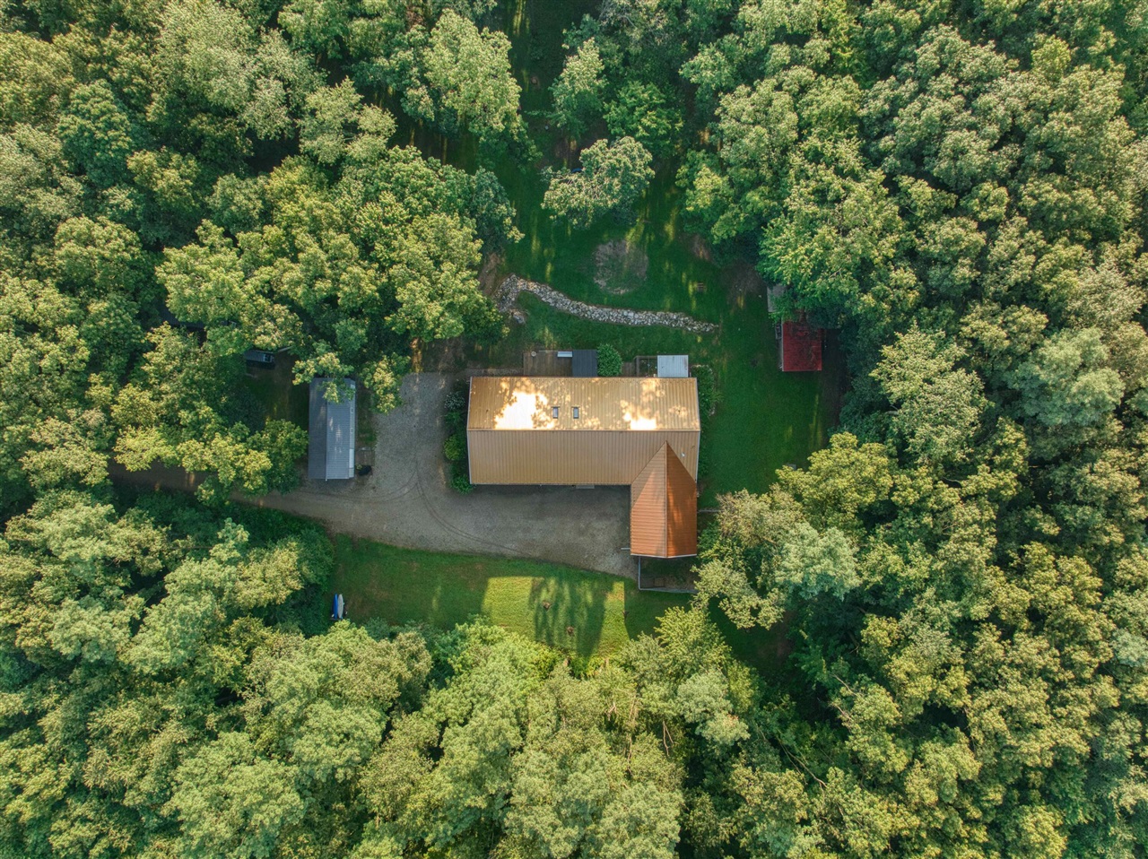 6635 E Chicago Road, Jonesville, MI, 49250-9752