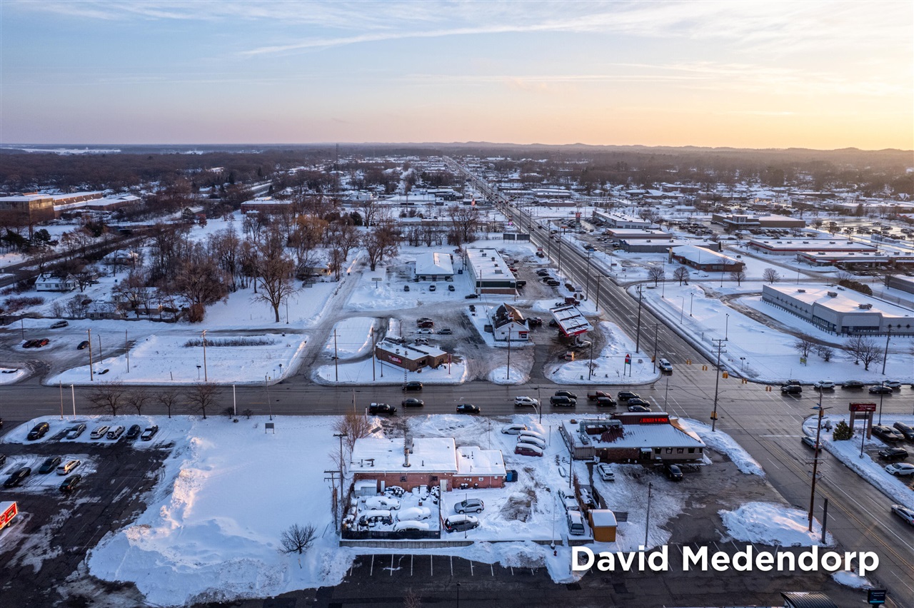 770 W Sherman Boulevard, Muskegon, MI, 49441-3513