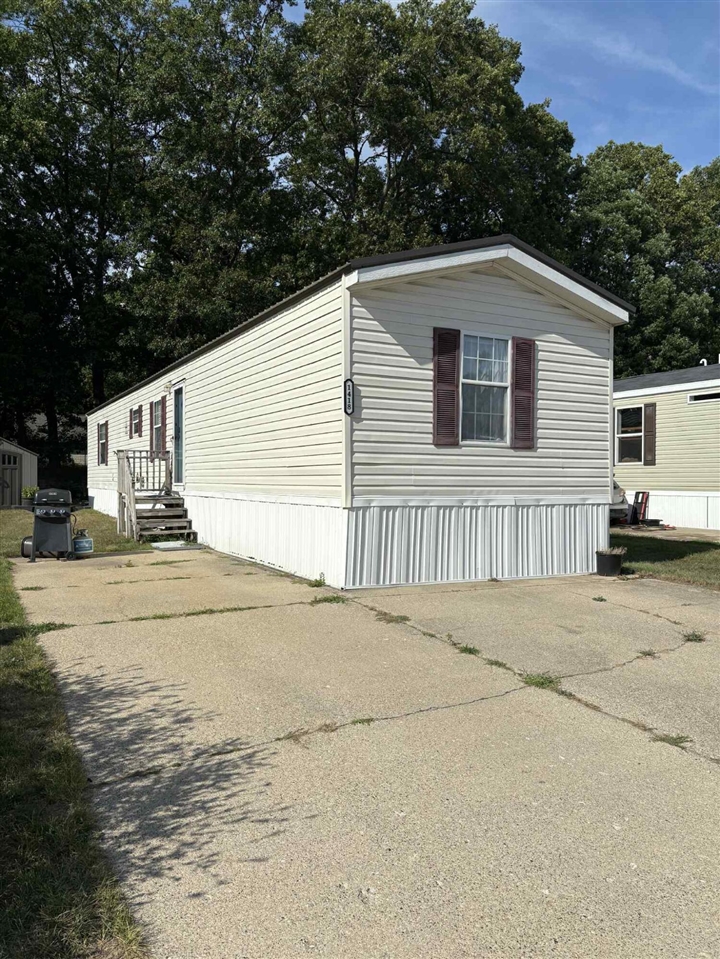 Homes for sale in Norton Shores, MI | 1418 Saskatoon Ave, Norton Shores, MI 49444 | MLS# 70509473