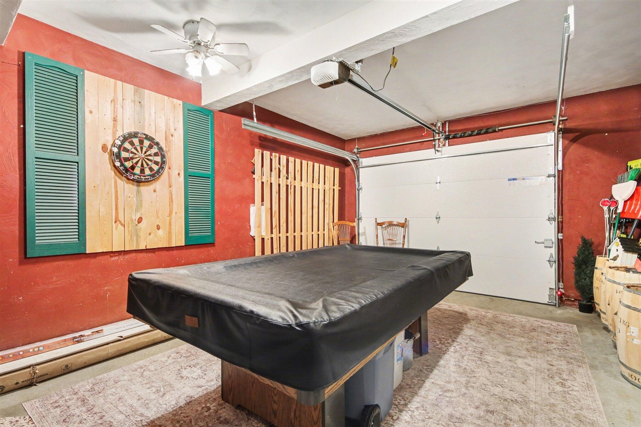 12718 112th Avenue, Grand Haven, MI, 49417-9728