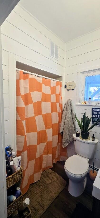 218 N Baldwin Street, Whitehall, MI, 49461