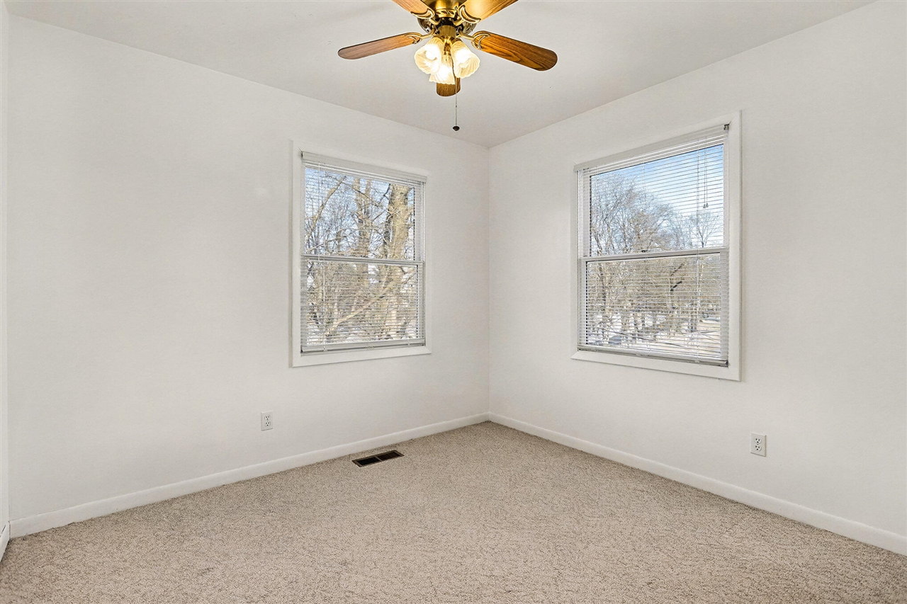 61100 Quinnesec Road, Cassopolis, MI, 49031-9452