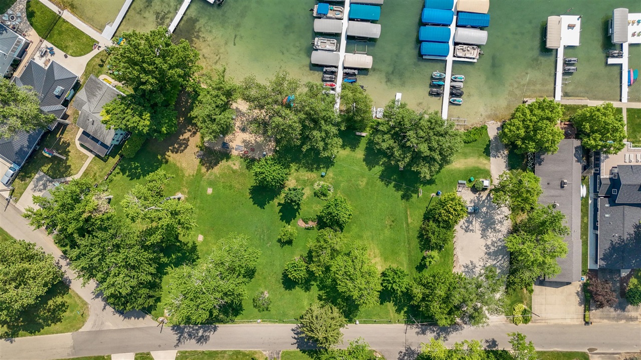 61100 Quinnesec Road, Cassopolis, MI, 49031-9452