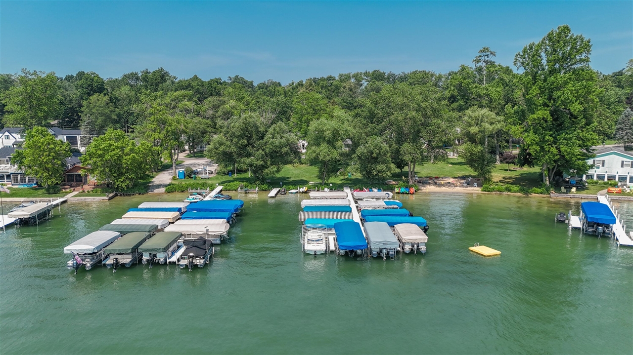 61100 Quinnesec Road, Cassopolis, MI, 49031-9452