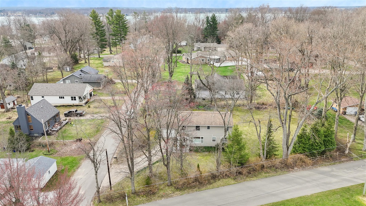 61100 Quinnesec Road, Cassopolis, MI, 49031-9452