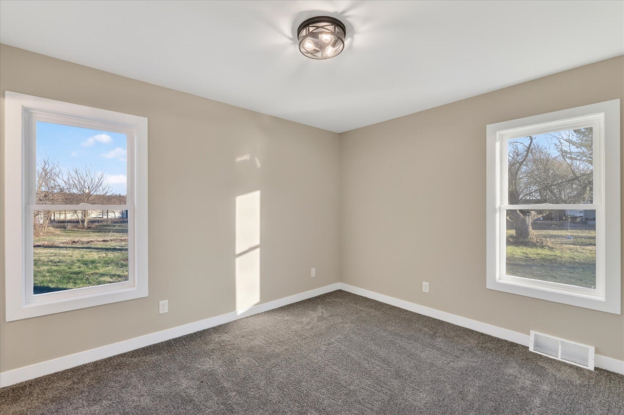 325 E Battle Creek Street, Galesburg, MI, 49053-9436