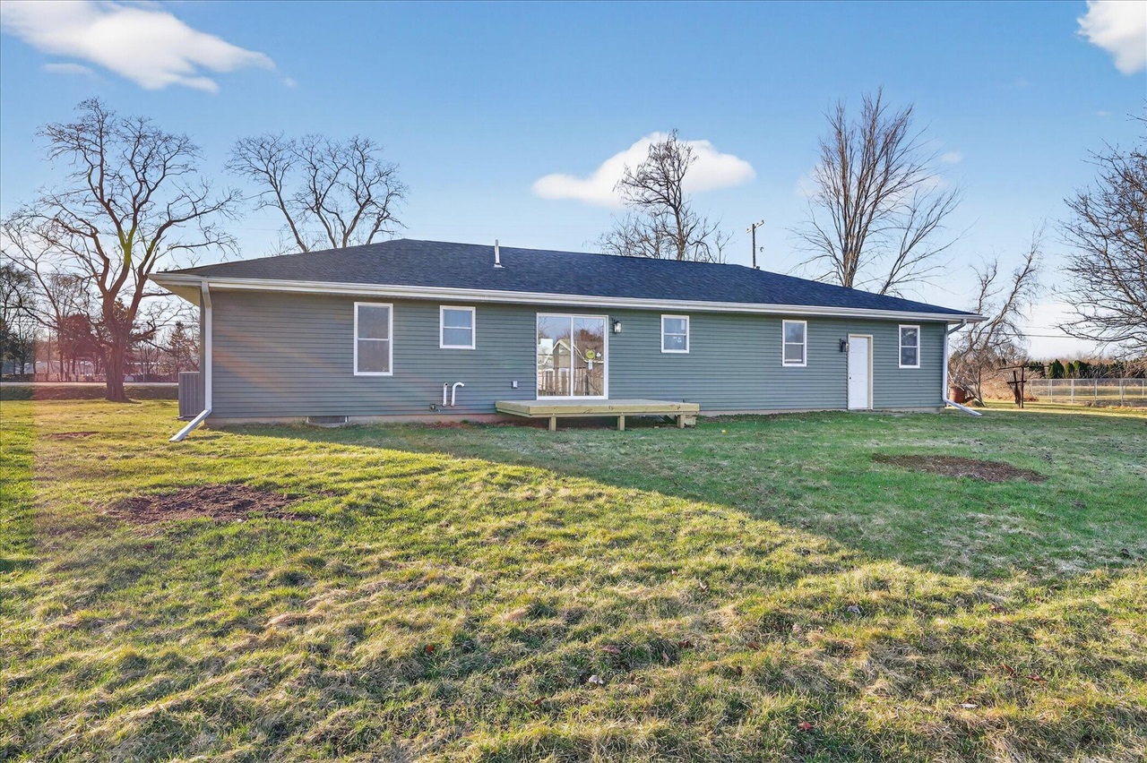 325 E Battle Creek Street, Galesburg, MI, 49053-9436