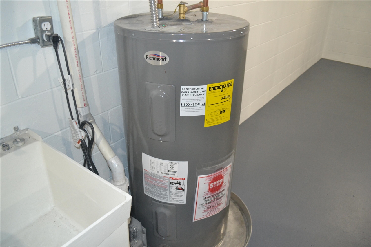 325 E Battle Creek Street, Galesburg, MI, 49053-9436