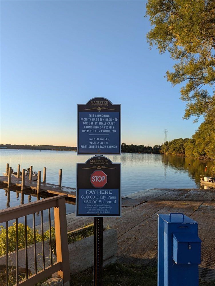 Manistee, MI, 49660-1106