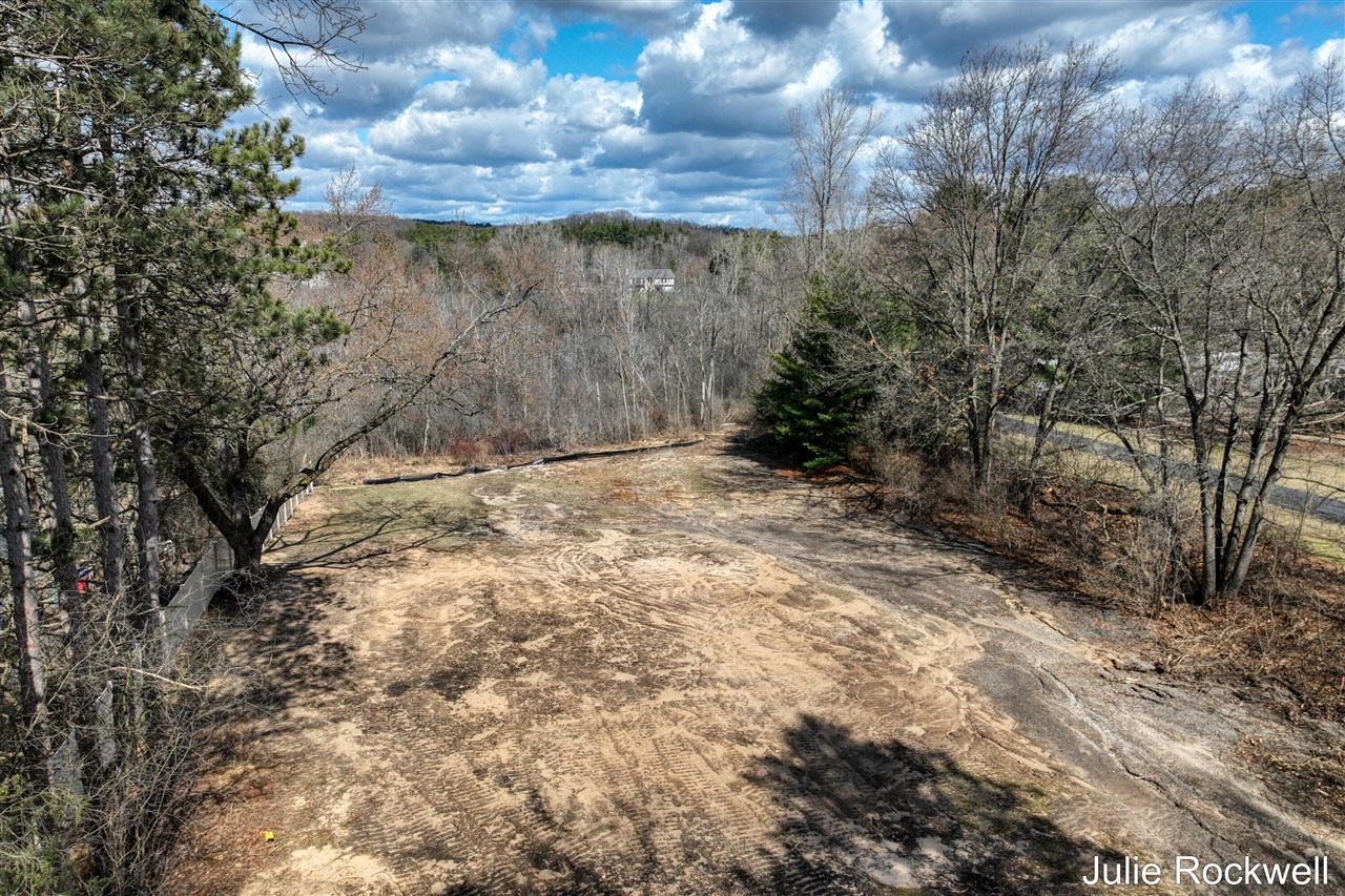 4477 Knapp Court, Grand Rapids, MI, 49525-9734