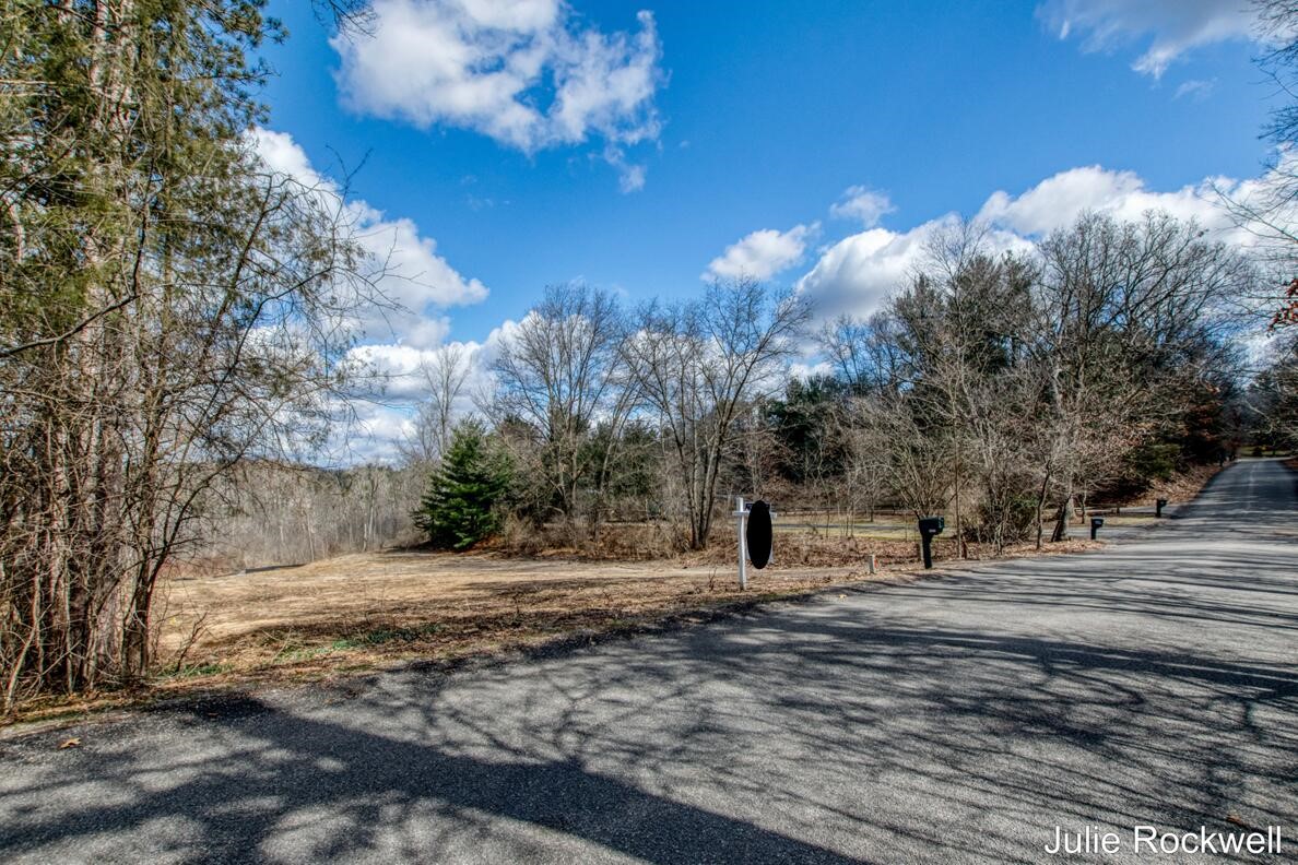 4477 Knapp Court, Grand Rapids, MI, 49525-9734