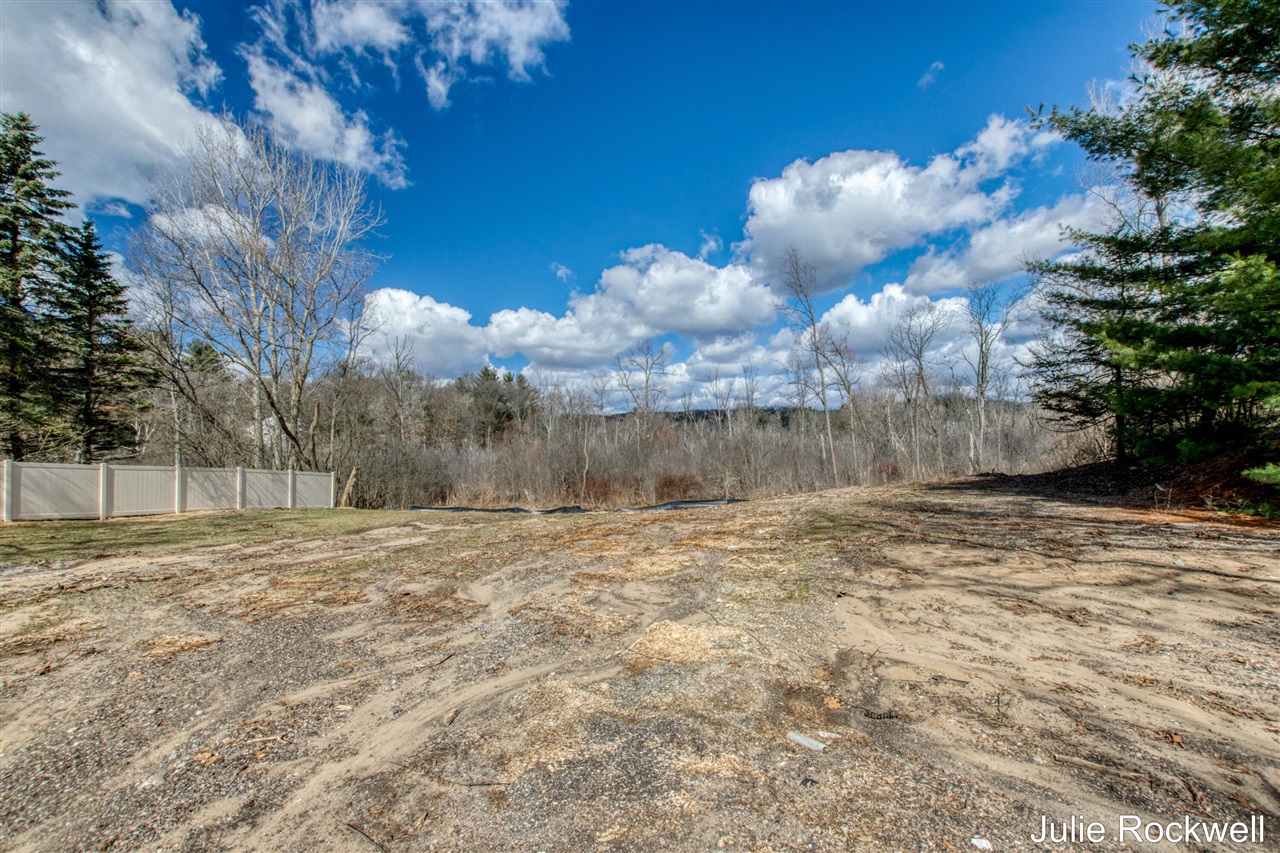4477 Knapp Court, Grand Rapids, MI, 49525-9734