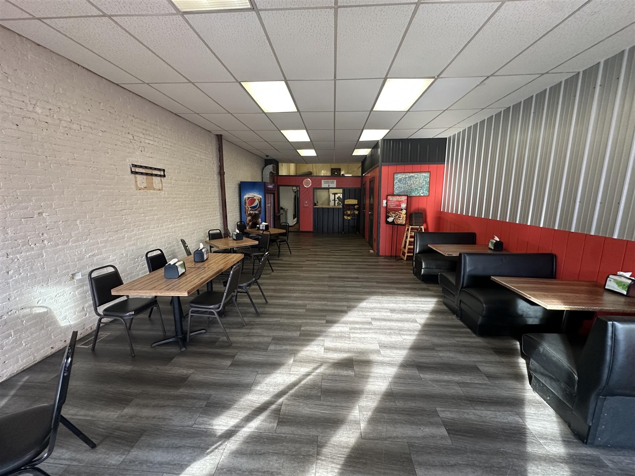 113 E Michigan Avenue, Marshall, MI, 49068-1735