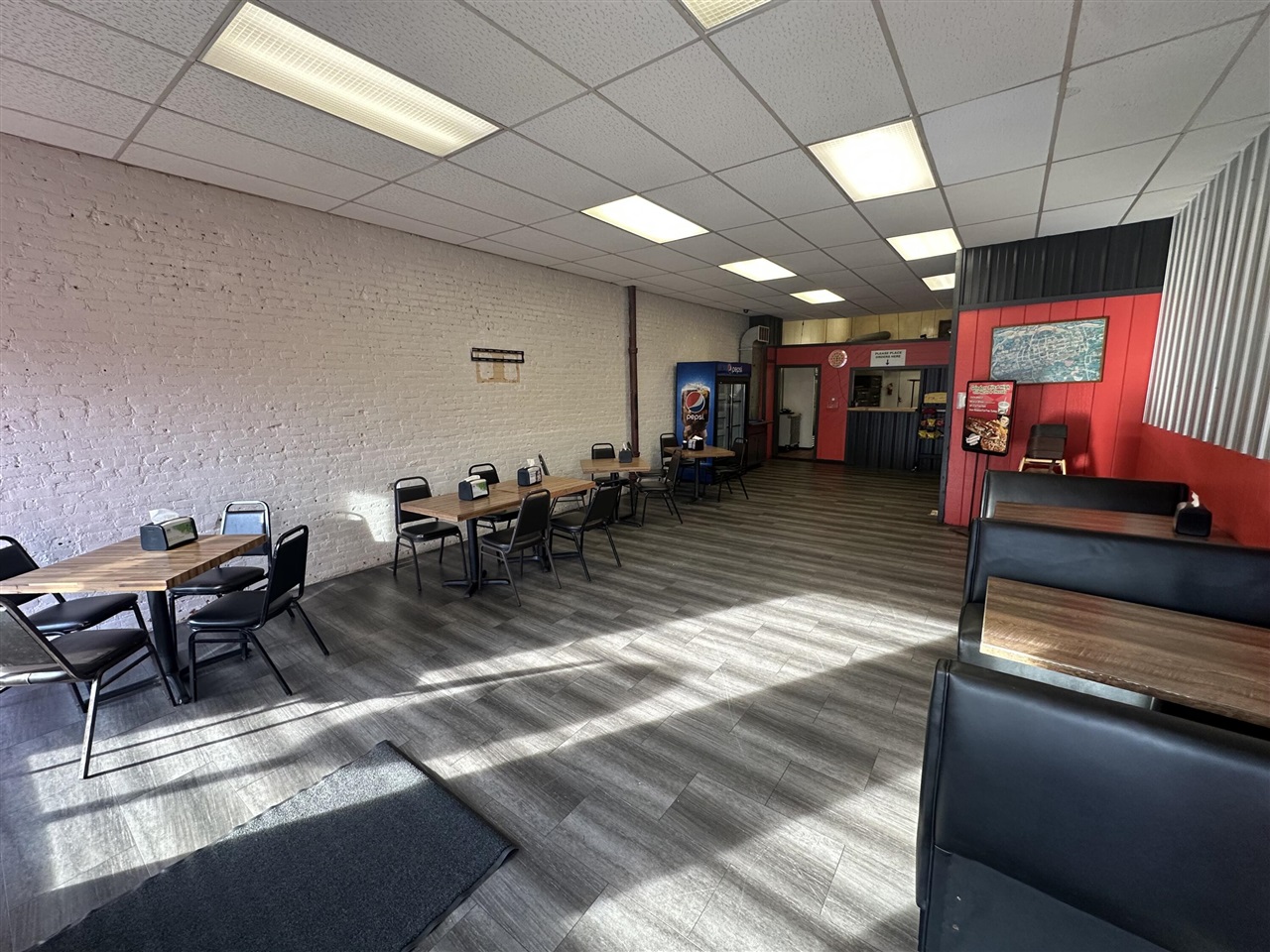 113 E Michigan Avenue, Marshall, MI, 49068-1735