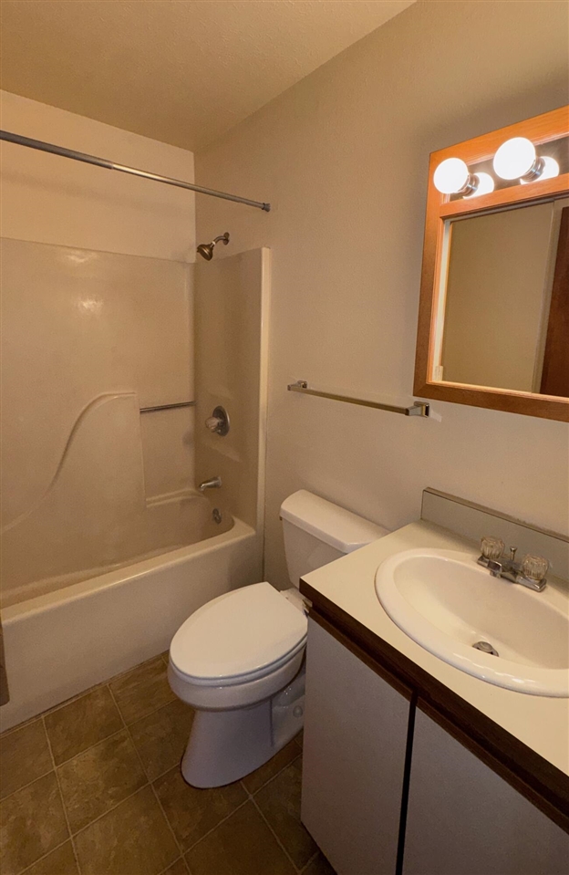 160 Irwin Street UNIT&nbsp;18, Brooklyn, MI, 49230-9272