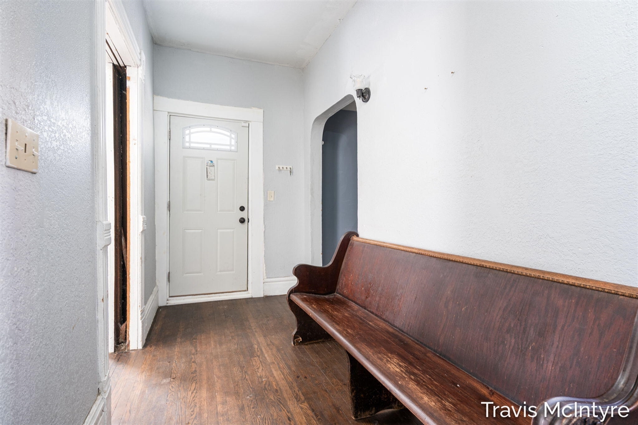 908 Eastern Avenue, Grand Rapids, MI, 49507