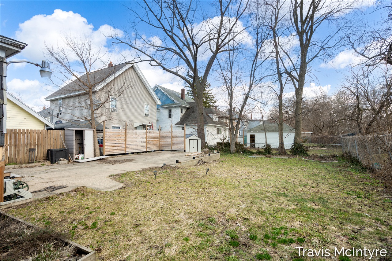 908 Eastern Avenue, Grand Rapids, MI, 49507