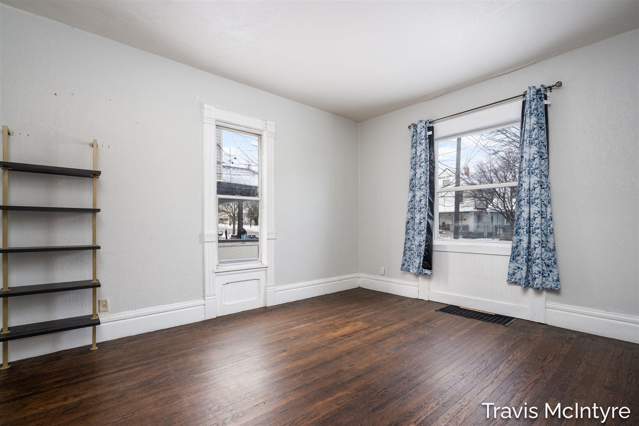 908 Eastern Avenue, Grand Rapids, MI, 49507