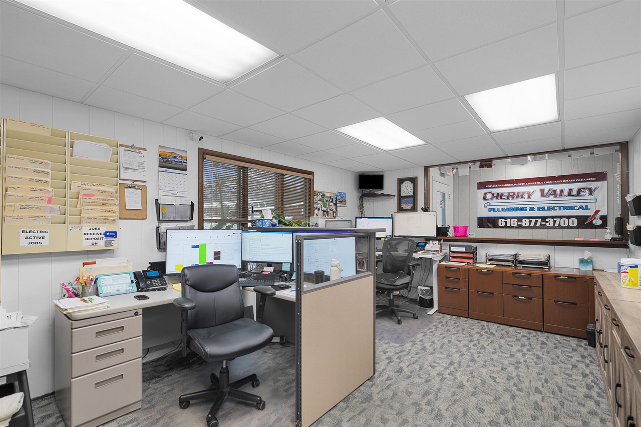 491 Arlington Street, Middleville, MI, 49333-9701