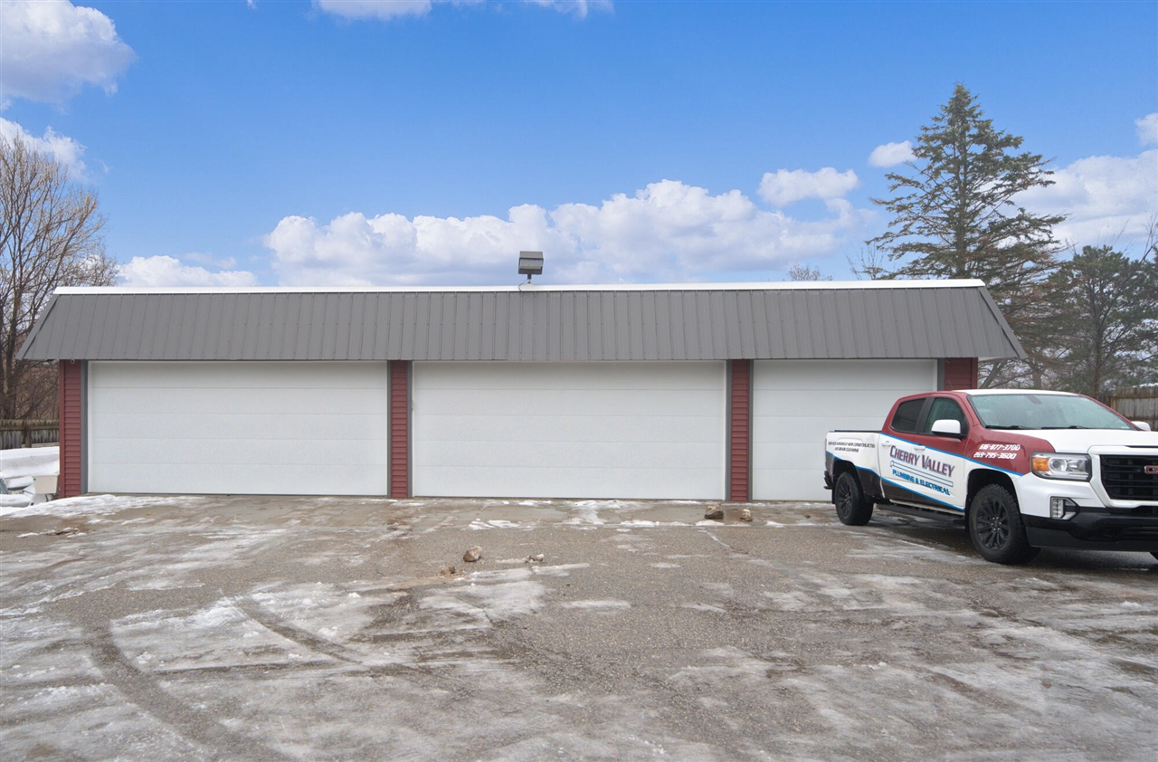 491 Arlington Street, Middleville, MI, 49333-9701