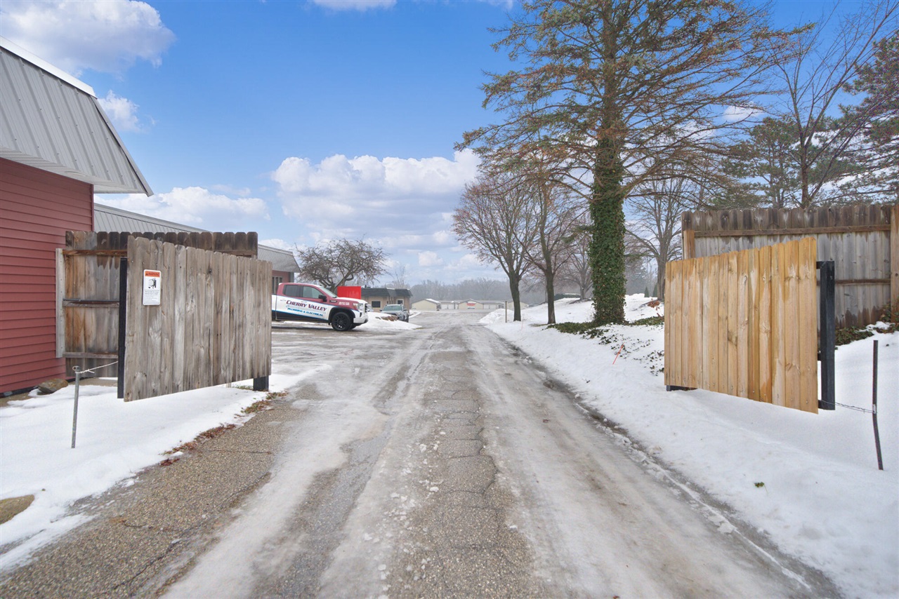 491 Arlington Street, Middleville, MI, 49333-9701