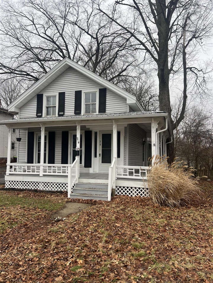 914 W Maumee Street, Adrian, MI, 49221-1916