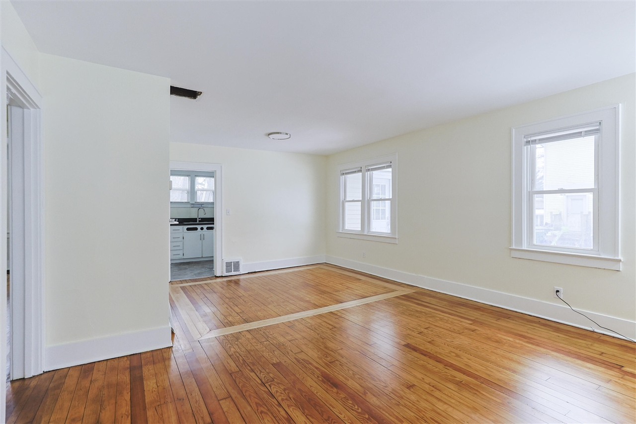 11 N Barrett Street, Niles, MI, 49120-1509