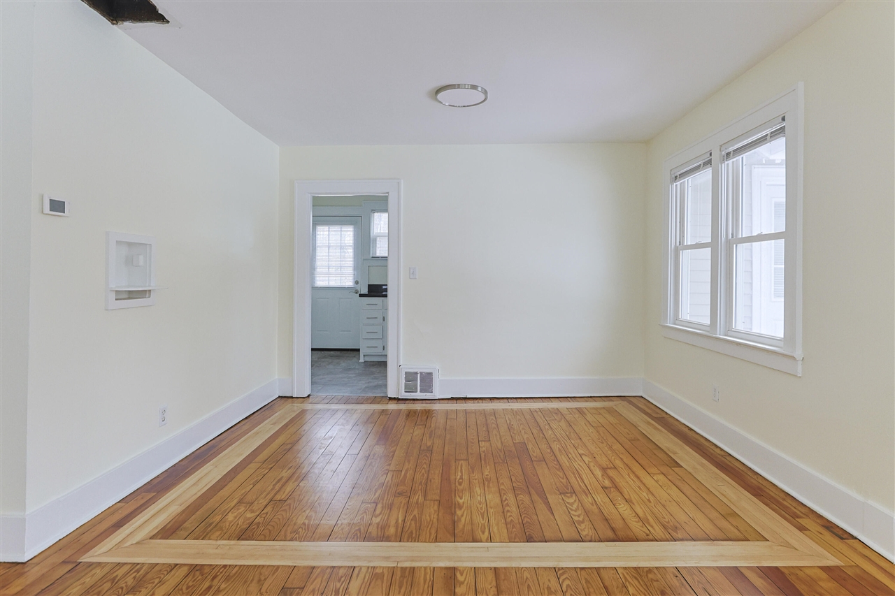 11 N Barrett Street, Niles, MI, 49120-1509