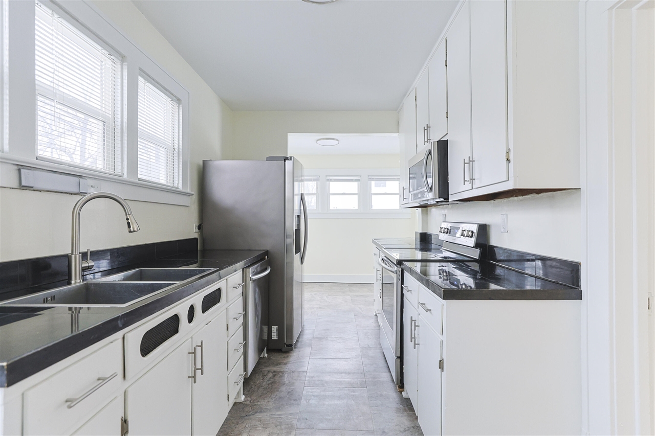 11 N Barrett Street, Niles, MI, 49120-1509