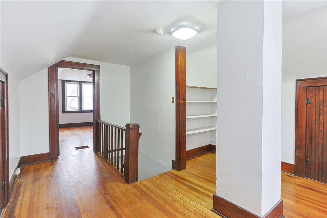 11 N Barrett Street, Niles, MI, 49120-1509