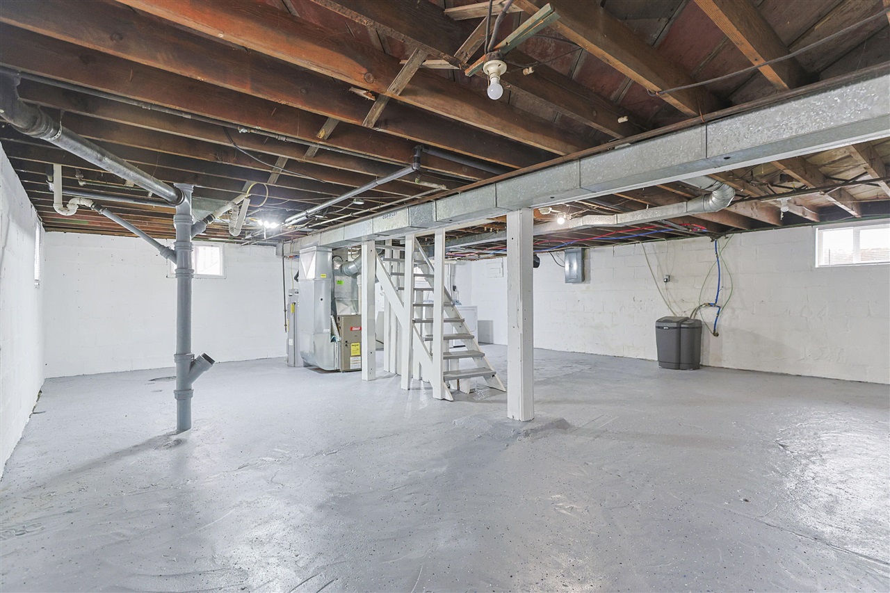 11 N Barrett Street, Niles, MI, 49120-1509