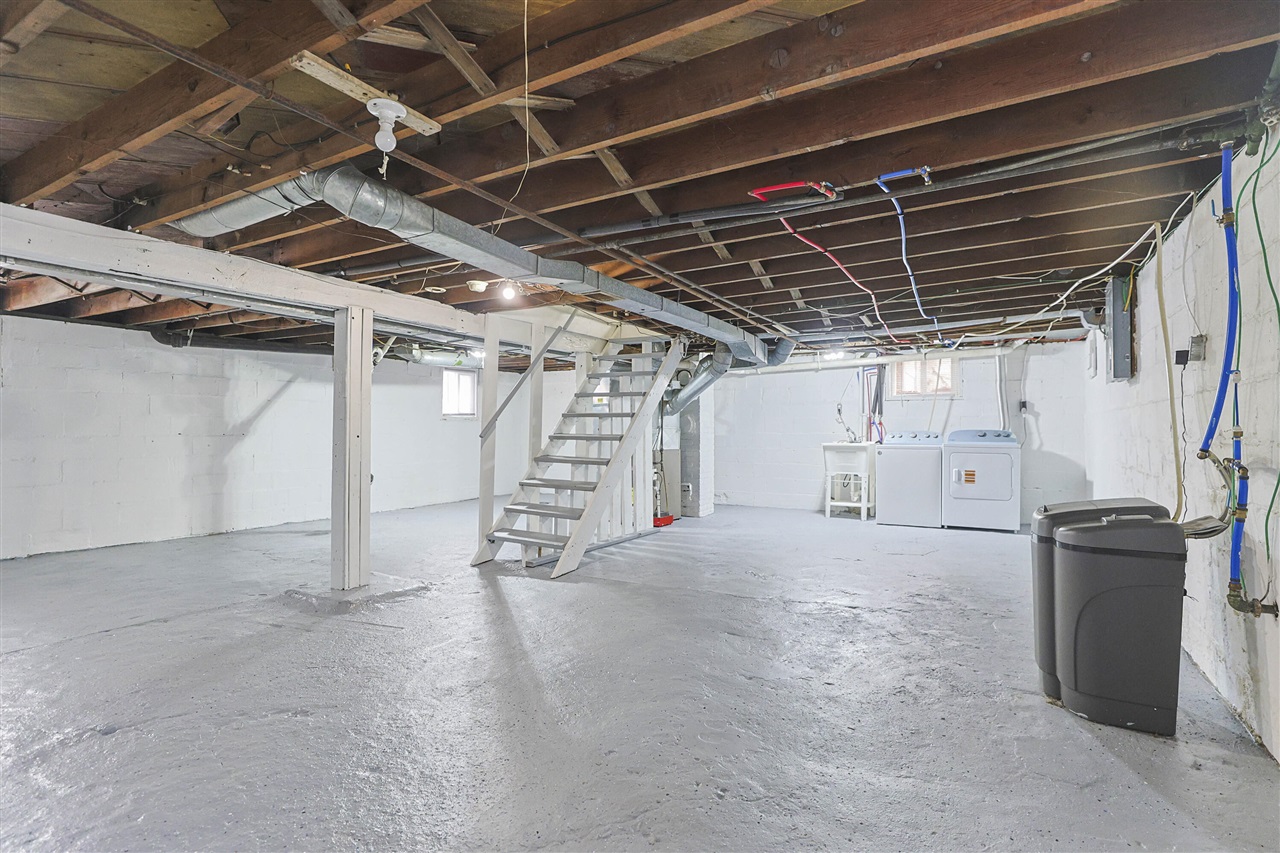 11 N Barrett Street, Niles, MI, 49120-1509