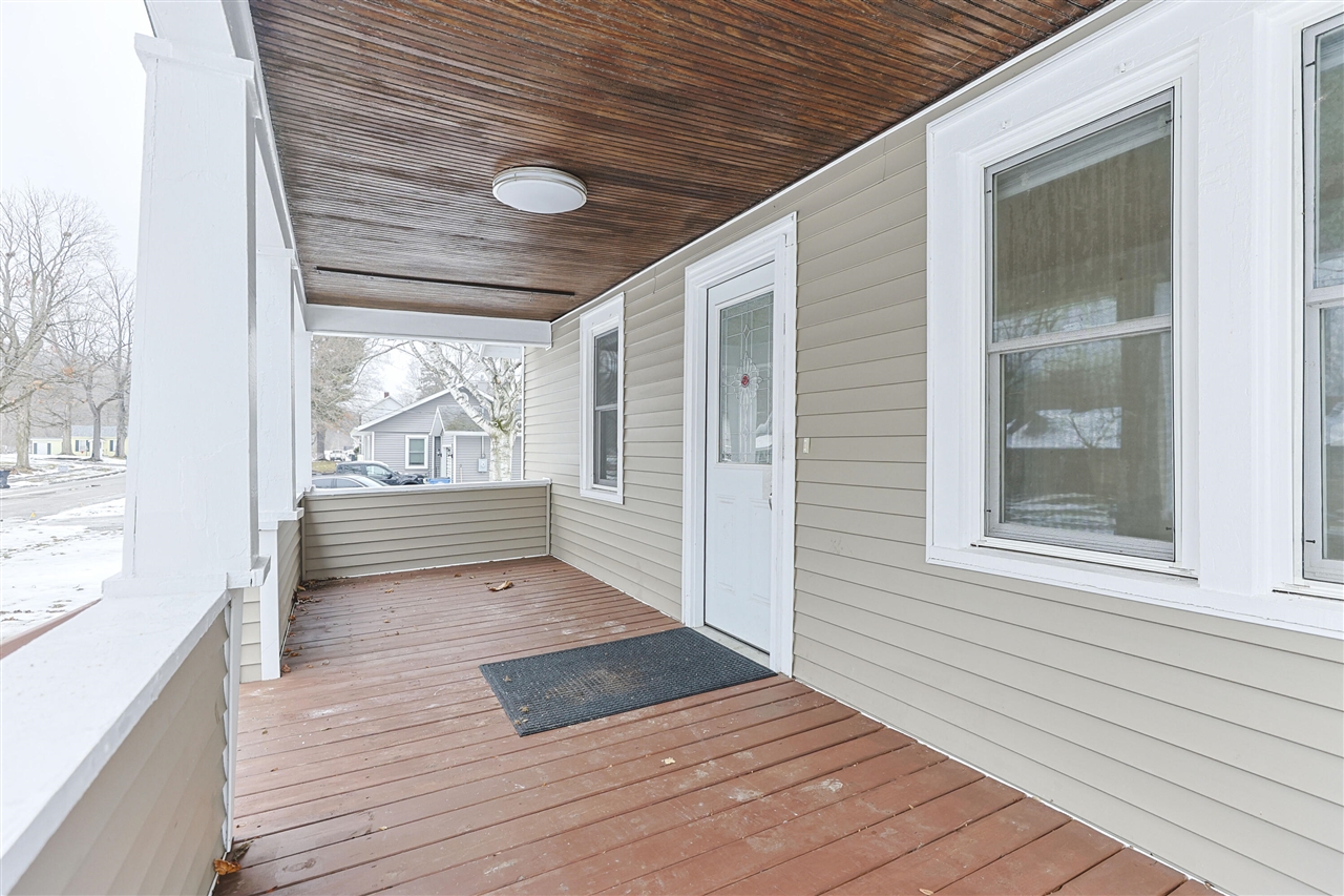 11 N Barrett Street, Niles, MI, 49120-1509