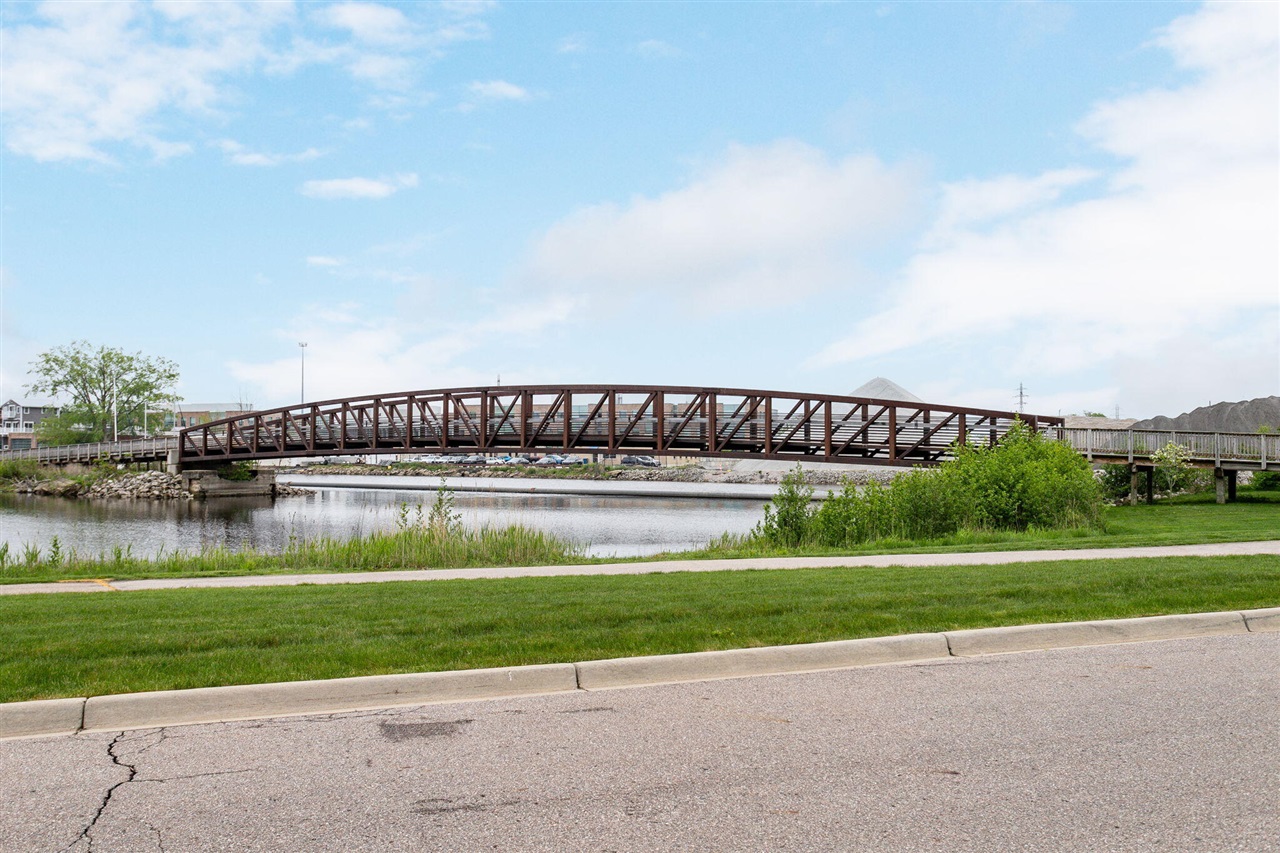 242 Cavelier Avenue, Saint Joseph, MI, 49085